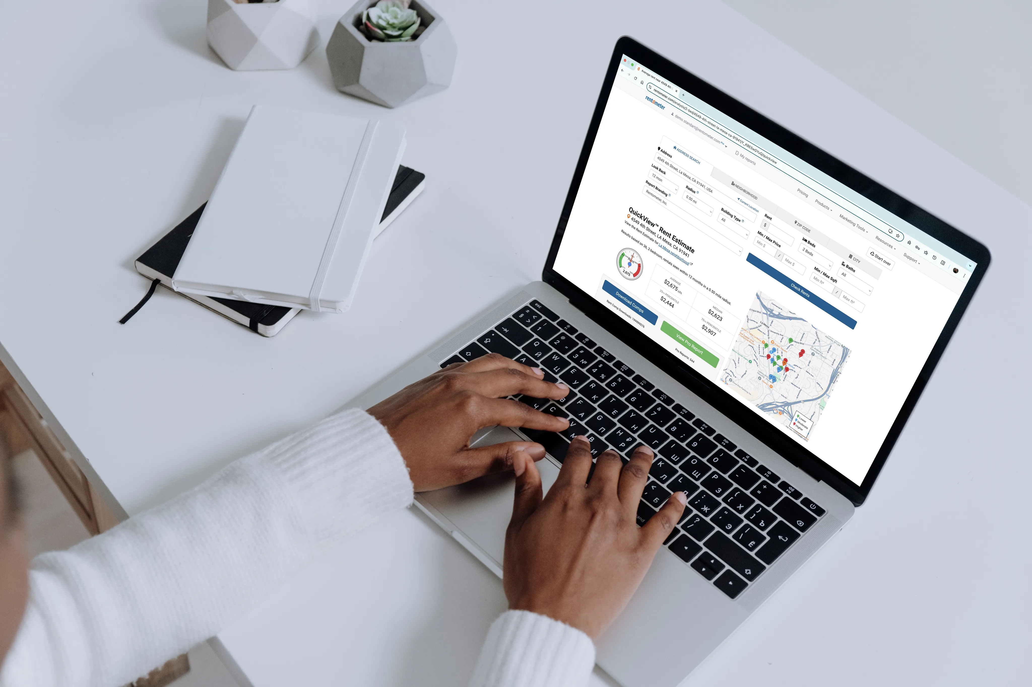 new-to-rentometer: laptop with diagrams